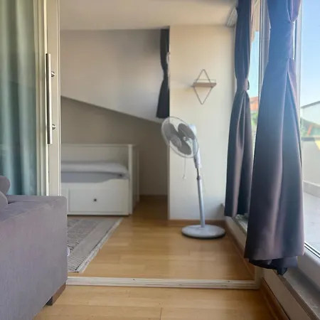 Lovely Penthouse, Sea View&terrace In Taksim * Istanbul
