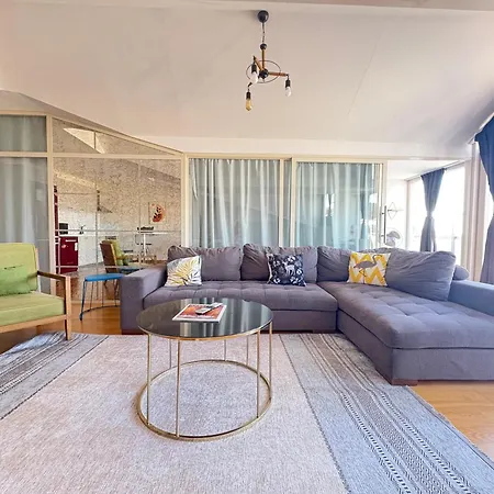 Lovely Penthouse, Sea View&terrace In Taksim Apartment *